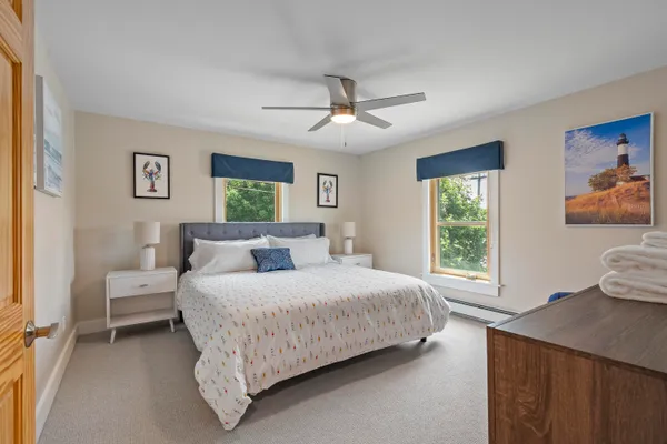 $895,000 | 8 Country Club Road, Boothbay, ME 04537