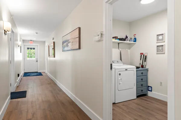 $895,000 | 8 Country Club Road, Boothbay, ME 04537