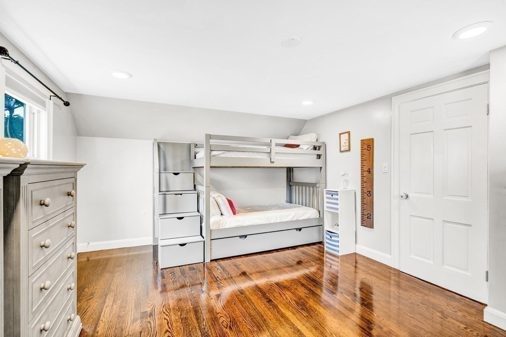 80 Colonial Avenue Waltham, MA 02453 - Photo 15 of 36