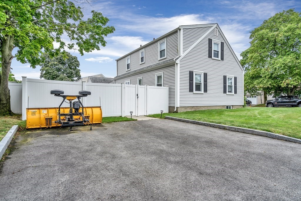 80 Colonial Avenue Waltham, MA 02453 - Photo 28 of 36