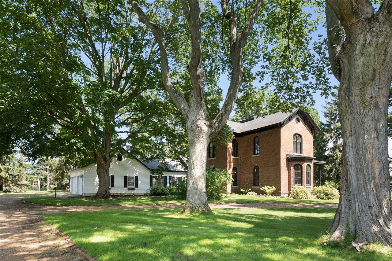 3995 West Bertrand Road Niles, MI 49120 - Photo 2 of 44 Gallery Image 2