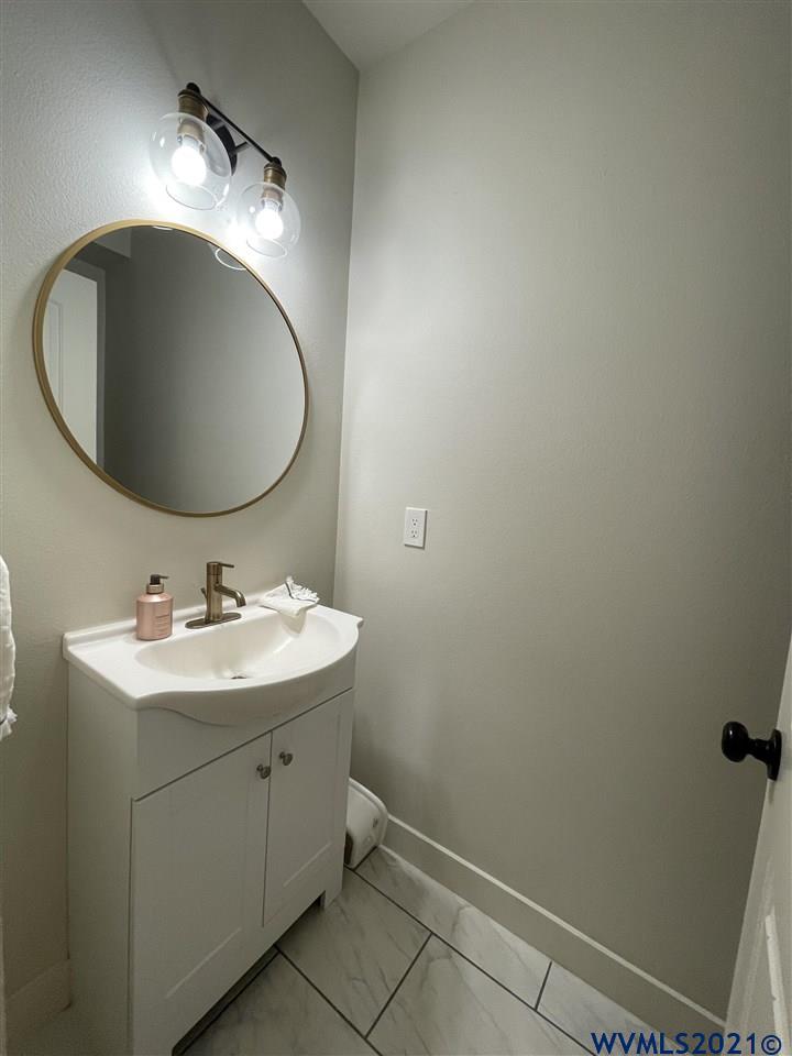 8232 Squirrel Hill Road Southeast Salem, OR 97306 - Photo 24 of 40 Gallery Image 24