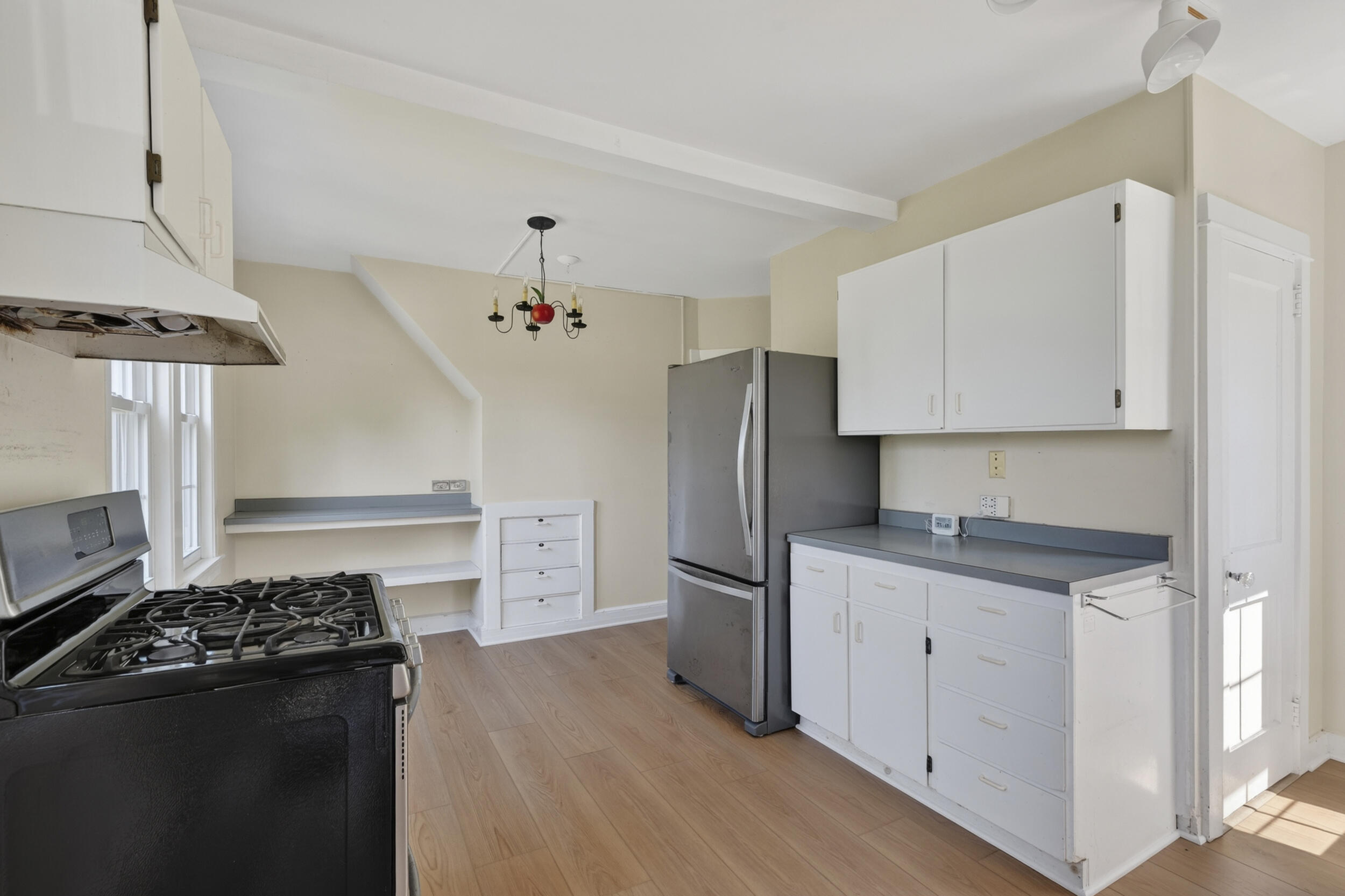 208 Falmouth Road Falmouth, ME 04105 - Photo 18 of 73 30_208falmouth-30