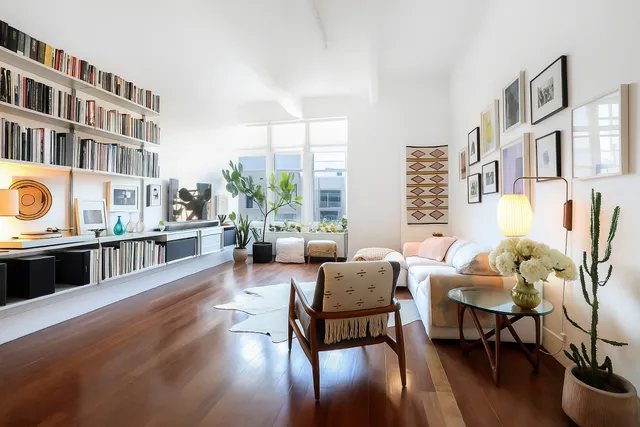 $1,299,500 | 60 Broadway, Unit 4Q | Williamsburg