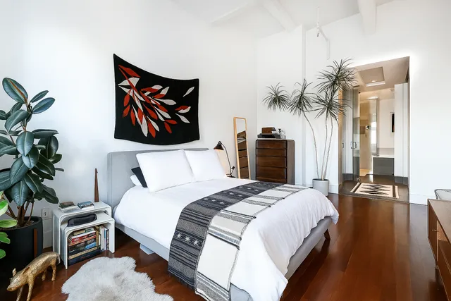 $1,299,500 | 60 Broadway, Unit 4Q | Williamsburg