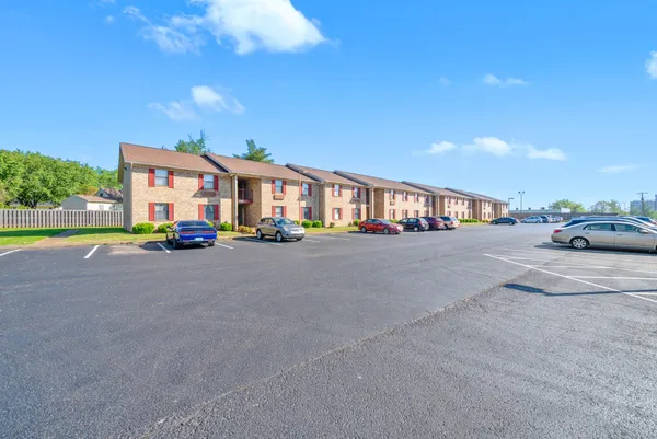 $720 | 100 Laurel Cove Drive, Unit 22, Hopkinsville, KY 42240