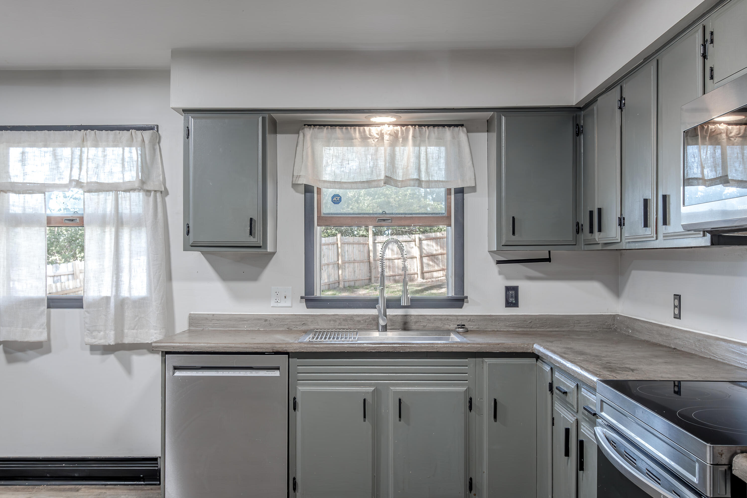 5522 East 989 North Demotte, IN 46310 - Photo 8 of 29 3000x2000