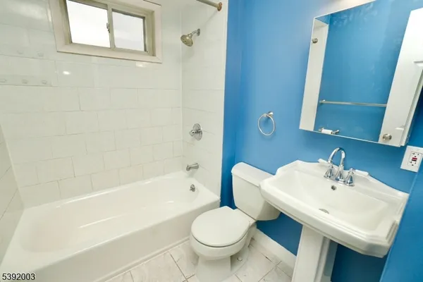 $2,400 | 466 Cortlandt Street, Unit 2, Belleville, NJ 07109