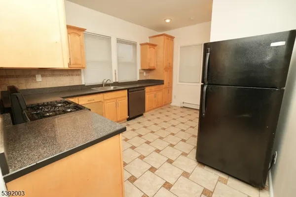 $2,400 | 466 Cortlandt Street, Unit 2, Belleville, NJ 07109