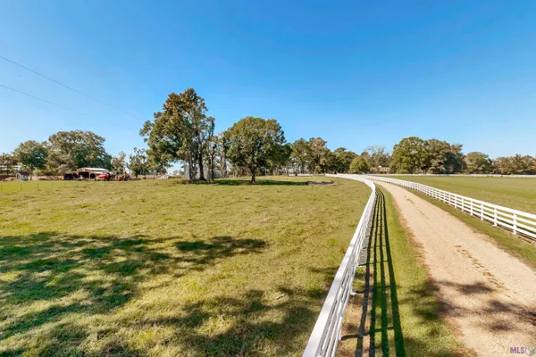 $2,175,000 | 1518 La Highway, Slaughter, LA 70777