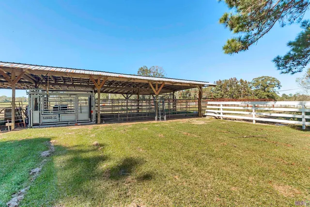 $2,200,000 | 1518 La Highway, Slaughter, LA 70777