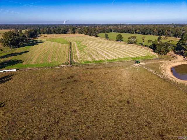 $2,200,000 | 1518 La Highway, Slaughter, LA 70777