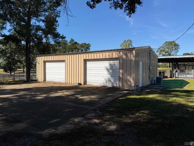$2,200,000 | 1518 La Highway, Slaughter, LA 70777