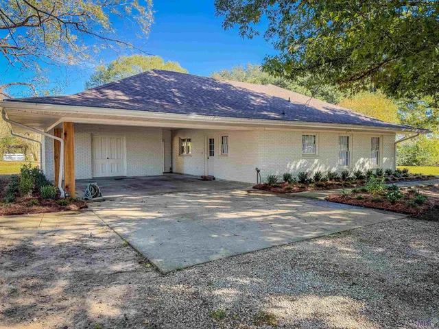 $2,200,000 | 1518 La Highway, Slaughter, LA 70777