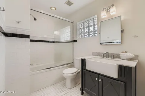 $1,095,000 | 8032 North 10th Avenue, Phoenix, AZ 85021