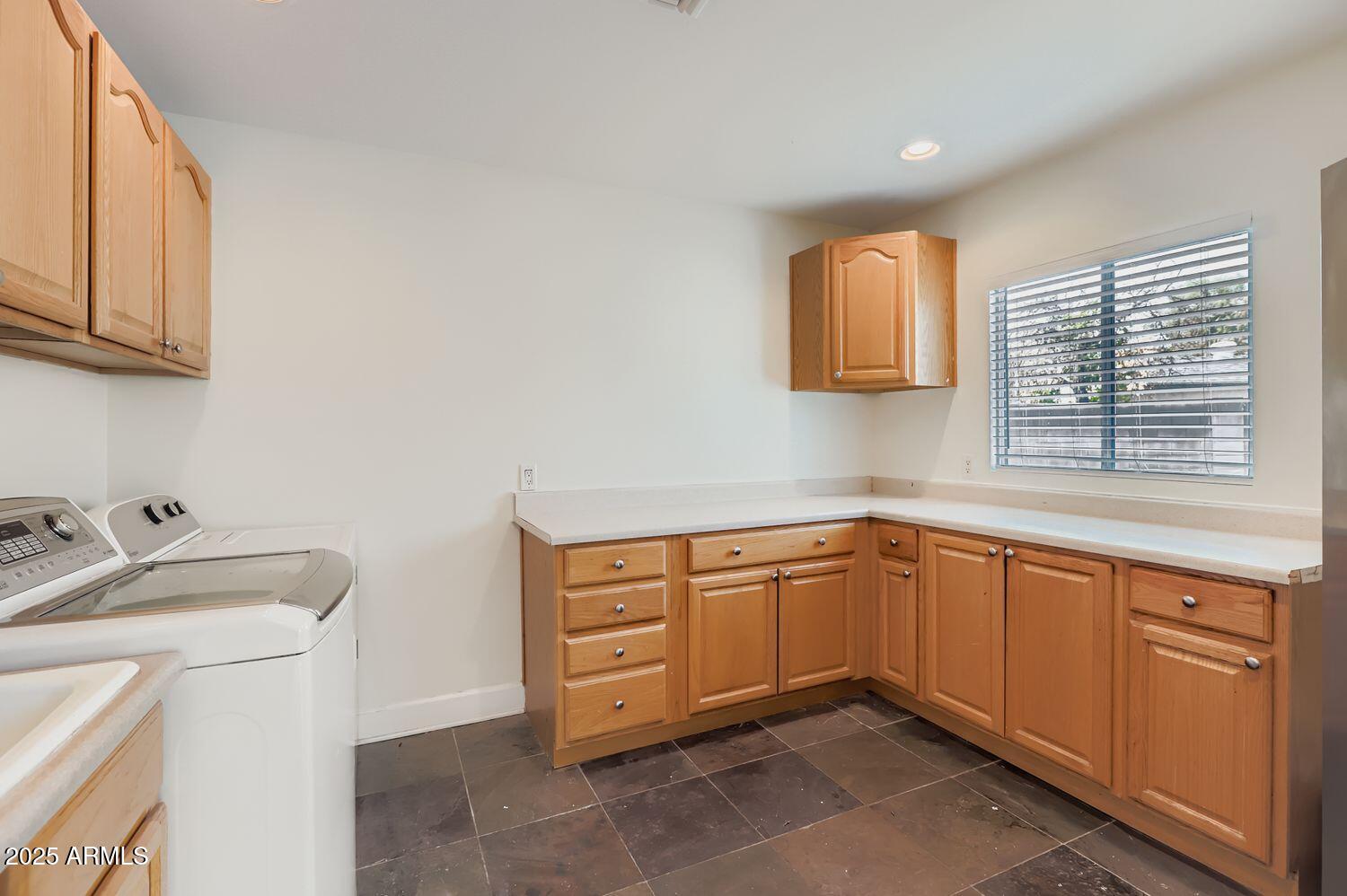 8032 North 10th Avenue Phoenix, AZ 85021 - Photo 18 of 23 Laundry Room