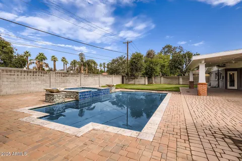 $1,095,000 | 8032 North 10th Avenue, Phoenix, AZ 85021