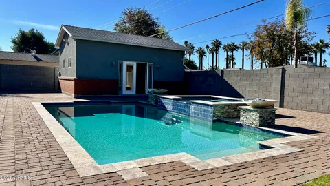 $1,095,000 | 8032 North 10th Avenue, Phoenix, AZ 85021