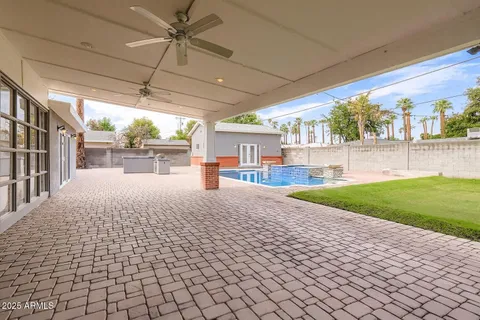 $1,095,000 | 8032 North 10th Avenue, Phoenix, AZ 85021