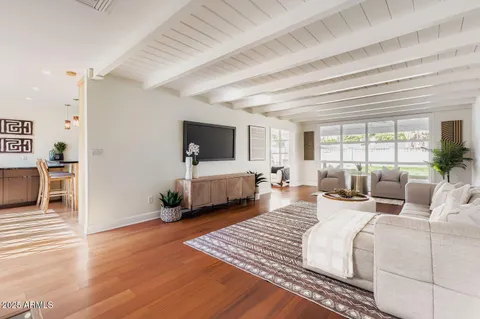 $1,095,000 | 8032 North 10th Avenue, Phoenix, AZ 85021