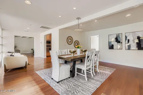 $1,095,000 | 8032 North 10th Avenue, Phoenix, AZ 85021