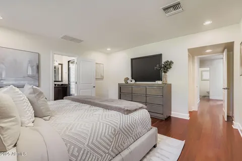 $1,095,000 | 8032 North 10th Avenue, Phoenix, AZ 85021