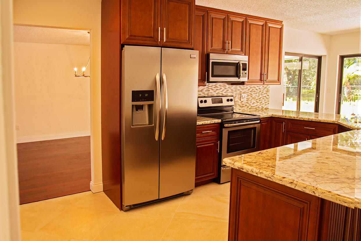 6949 Corto Circle Boca Raton, FL 33433 - Photo 21 of 30 IMG_1906