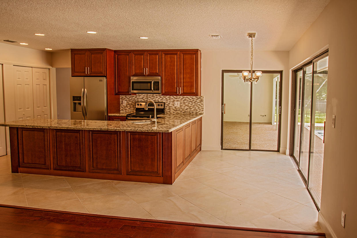 6949 Corto Circle Boca Raton, FL 33433 - Photo 5 of 30 IMG_1940