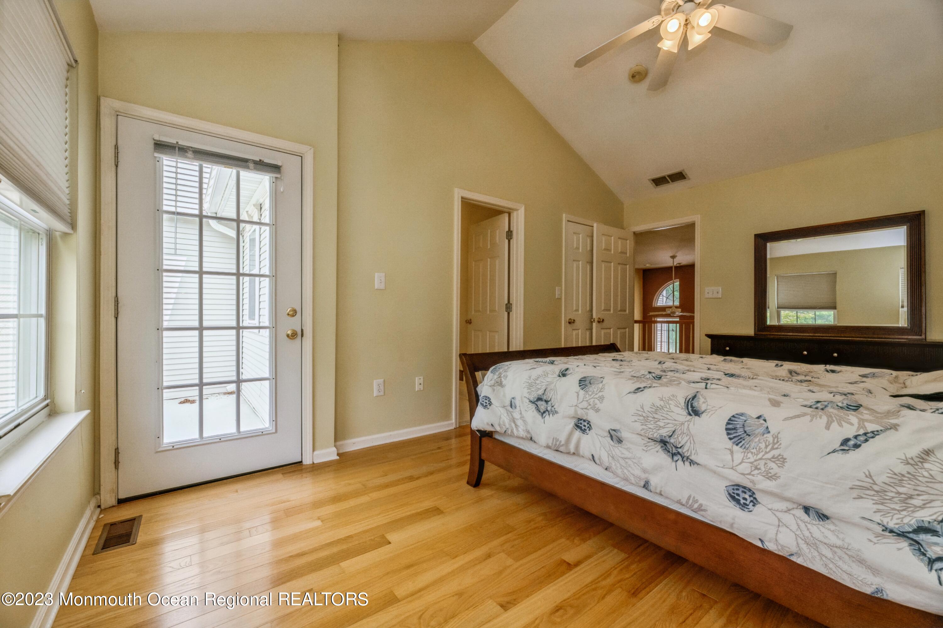 28 Painted Wagon Road Holmdel, NJ 07733 - Photo 18 of 30 21_28PaintedWagonRd_2023_HiRes