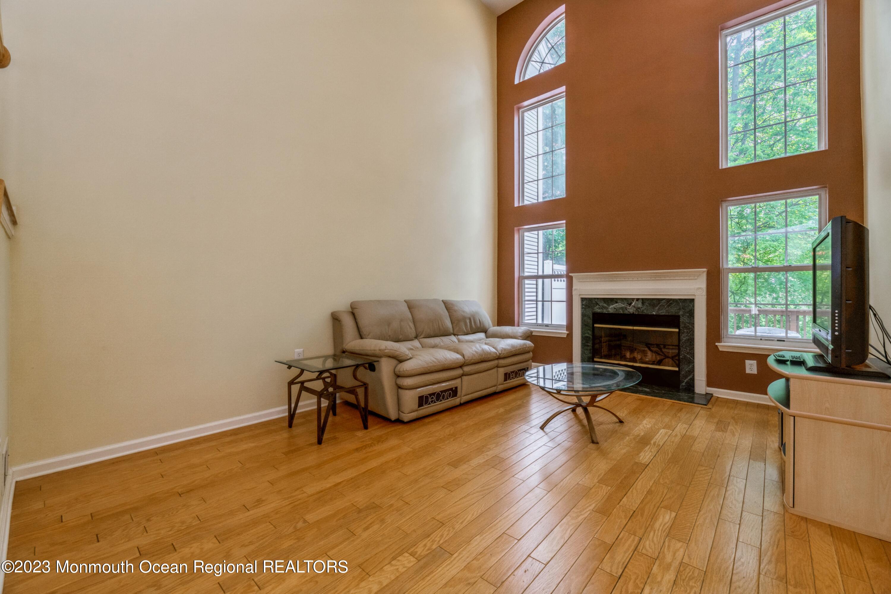 28 Painted Wagon Road Holmdel, NJ 07733 - Photo 6 of 30 2-Story LivRm