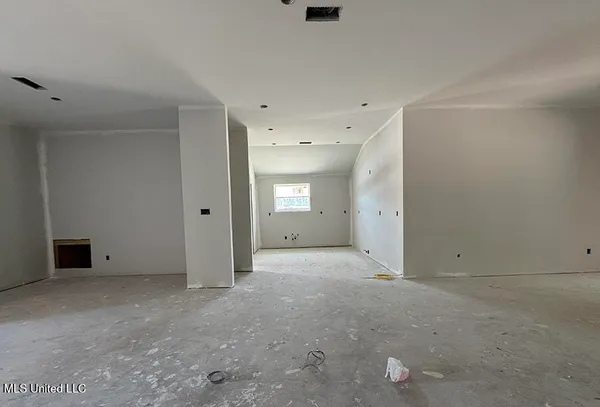 $358,900 | 4269 Olivia Circle West, Olive Branch, MS 38654