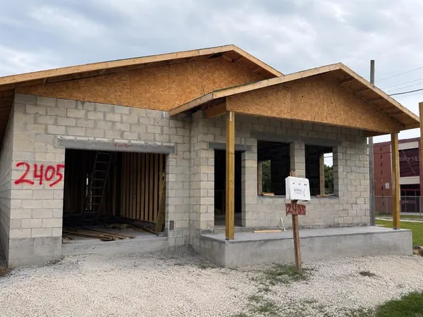 $479,900 | 2405 East 38th Avenue, Tampa, FL 33610
