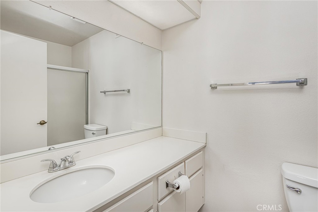 1024 Hogan Avenue Banning, CA 92220 - Photo 21 of 34 Master Bath