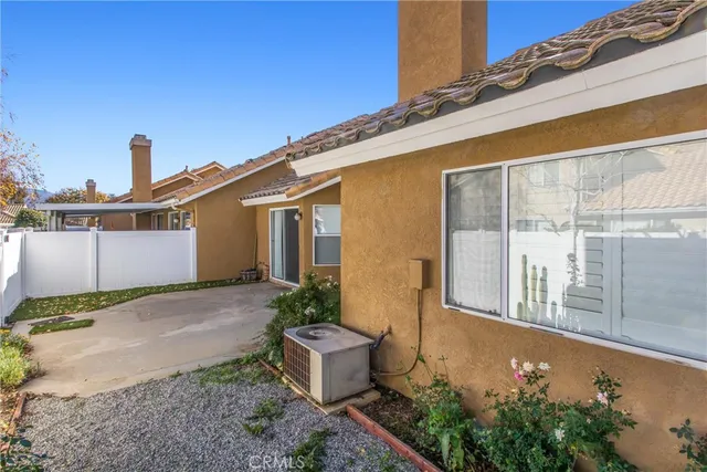 $299,000 | 1024 Hogan Avenue, Banning, CA 92220