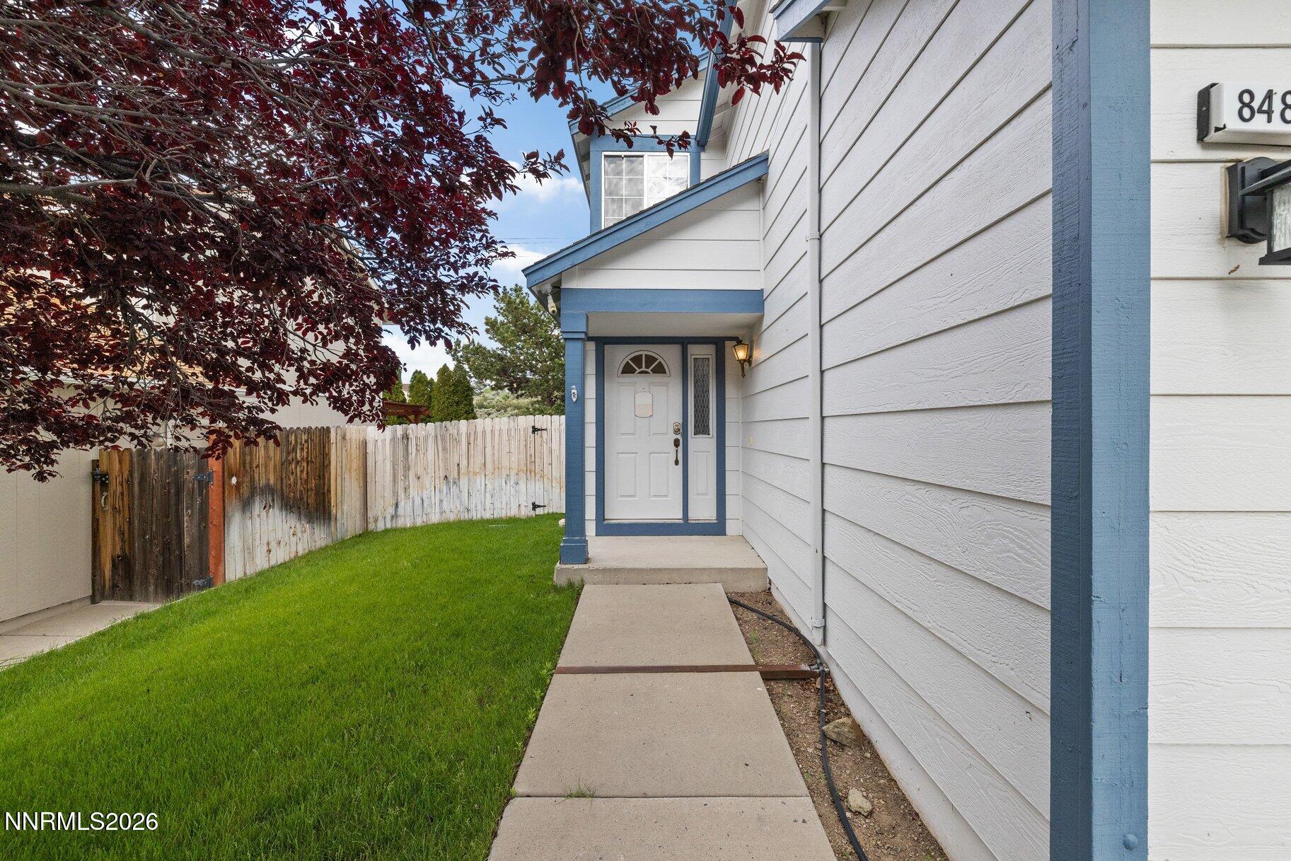 8486 Piper Place Reno, NV 89506 - Photo 46 of 80 a view of back yard of the house