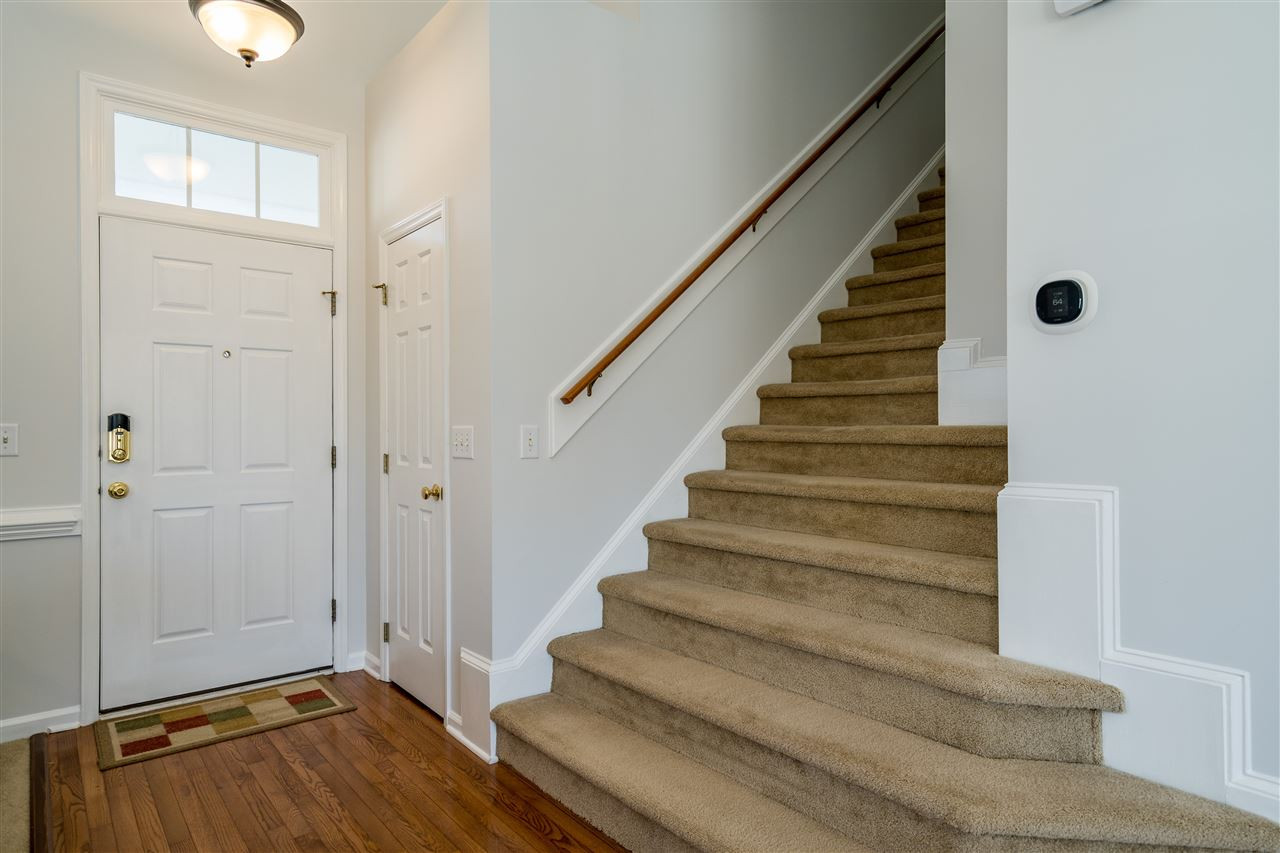 5221 Denmead Way Raleigh, NC 27613 - Photo 3 of 28 Foyer
