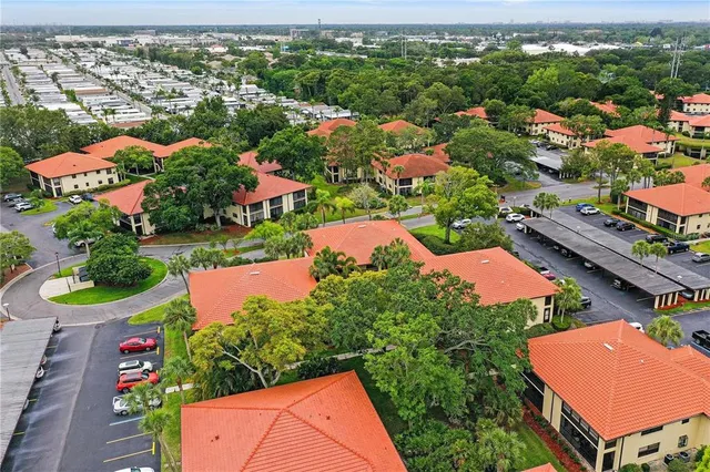 $2,100 | 1808 Hammock Pine Boulevard, Unit 1808, Clearwater, FL 33761