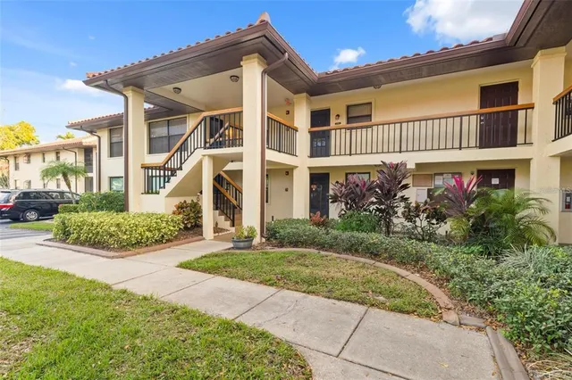 $2,100 | 1808 Hammock Pine Boulevard, Unit 1808, Clearwater, FL 33761