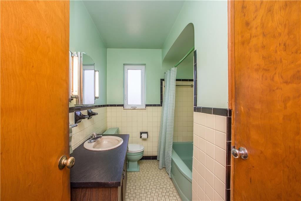 1308 Varner Road Pittsburgh, PA 15227 - Photo 14 of 25 Main Floor Bath