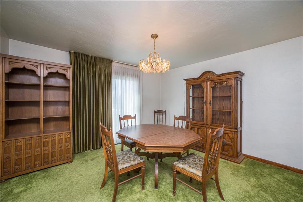 1308 Varner Road Pittsburgh, PA 15227 - Photo 6 of 25 Dining Room