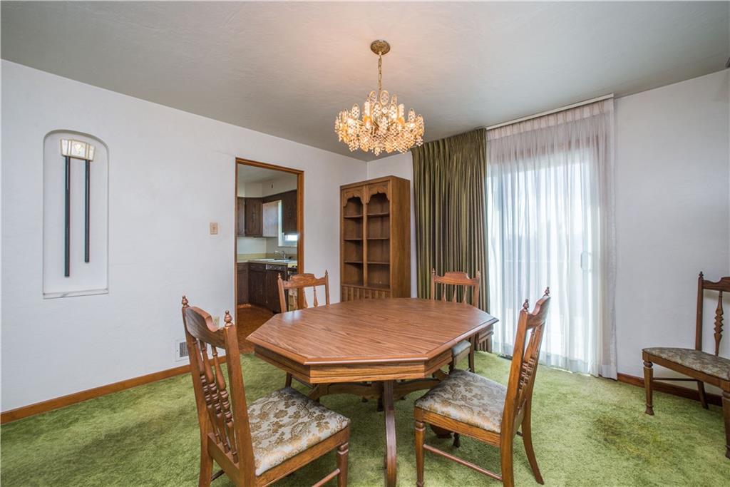 1308 Varner Road Pittsburgh, PA 15227 - Photo 7 of 25 Dining Room