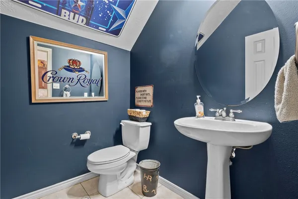 a view of entryway and hall