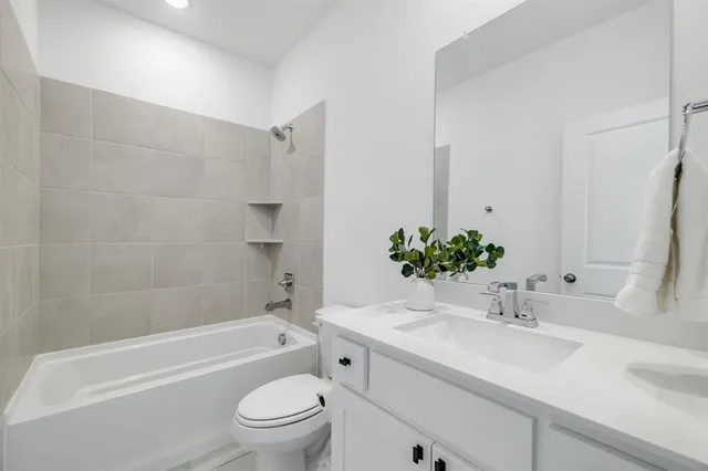 $670,000 | 2917 Borderland Lane, Celina, TX 75009