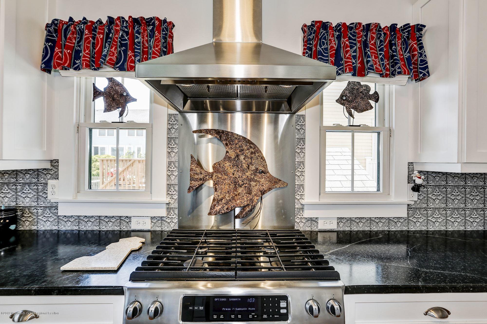 11 Mary Alice Road Manahawkin, NJ 08050 - Photo 17 of 42 STOVE HOOD