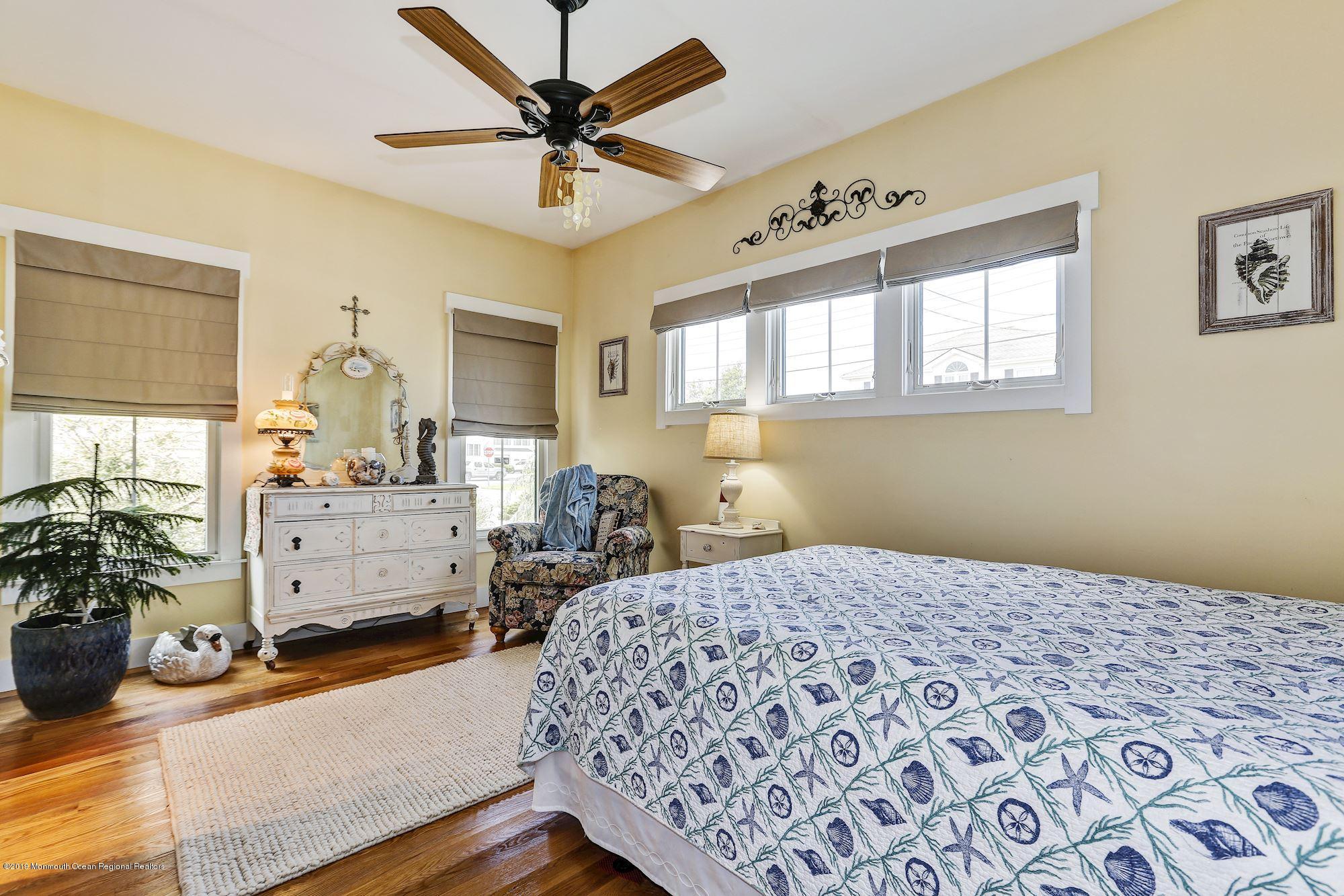 11 Mary Alice Road Manahawkin, NJ 08050 - Photo 20 of 42 1ST FLR BDRM