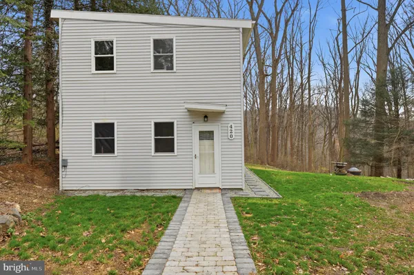 $2,200 | 420 South Bank Road, Landenberg, PA 19350