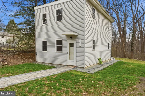 $2,200 | 420 South Bank Road, Landenberg, PA 19350