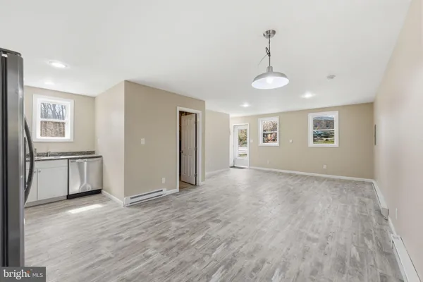 $2,200 | 420 South Bank Road, Landenberg, PA 19350