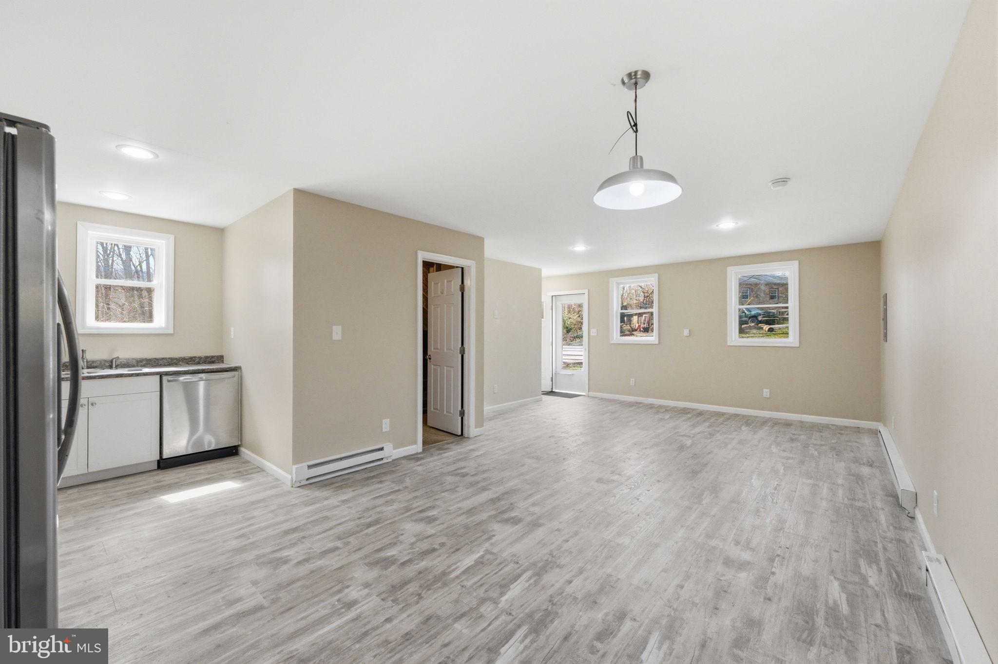 420 South Bank Road Landenberg, PA 19350 - Photo 4 of 32