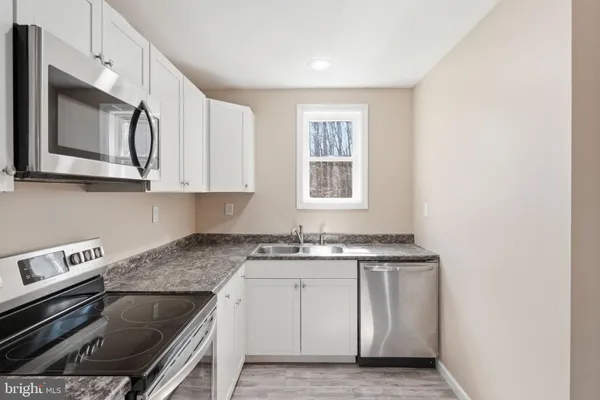 $2,200 | 420 South Bank Road, Landenberg, PA 19350